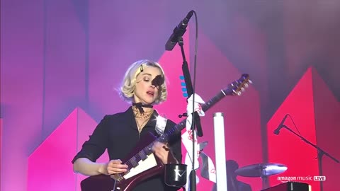 St Vincent live 2023