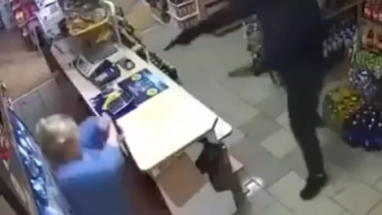 Russia: Old Lady vs. Robber