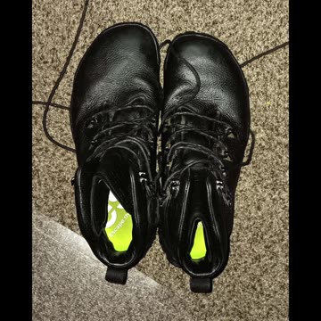 Day 16 wearing vivobarefoot shoe