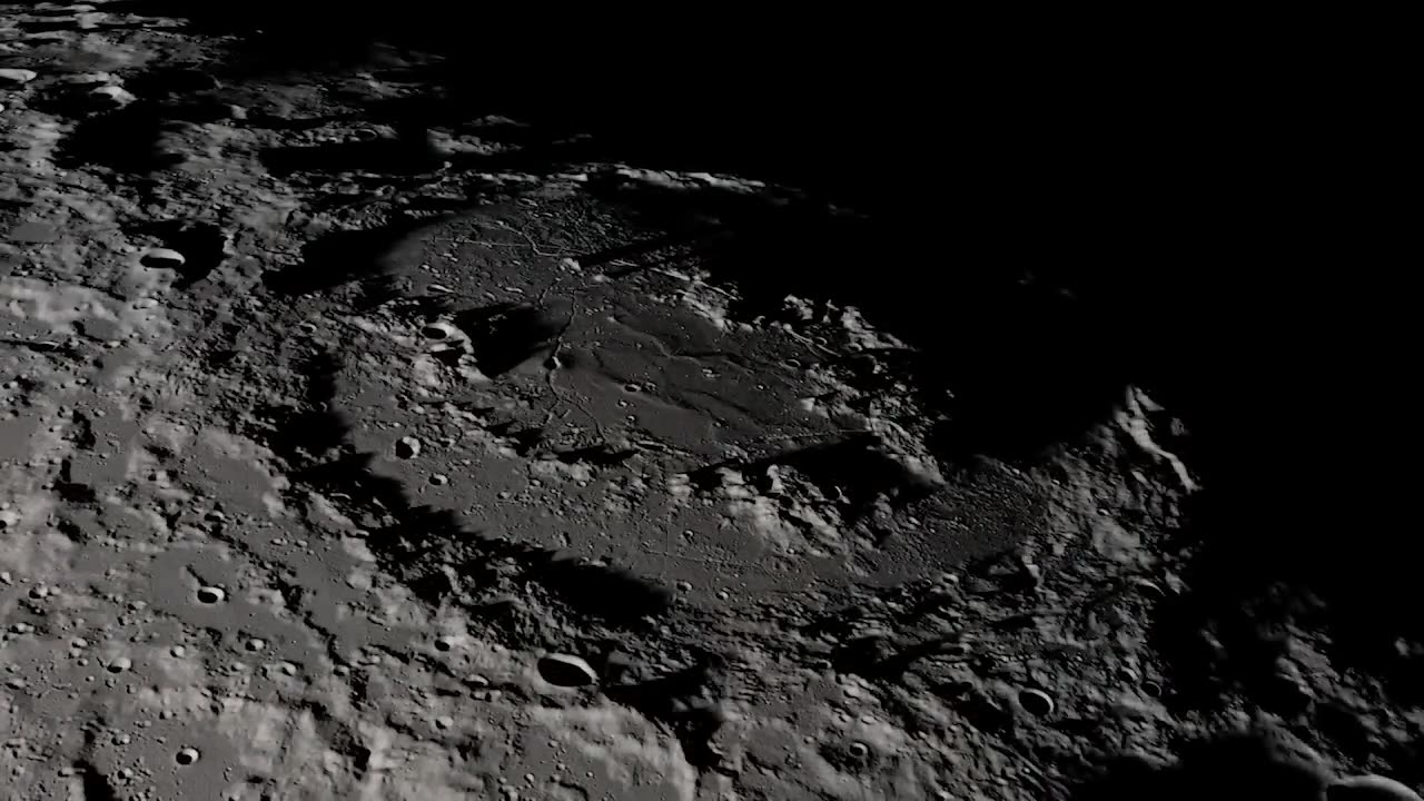 Moon - Close Up View - Real Sound. HD.mp4