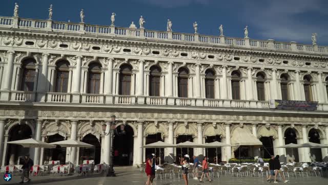 Cinematic Documentary - Tour of Venice - Visiting Top Tourist Attractions in Venice - Italy