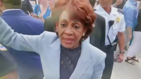 Maxine Waters says “to hell with the Supreme Court, we will defy them!”