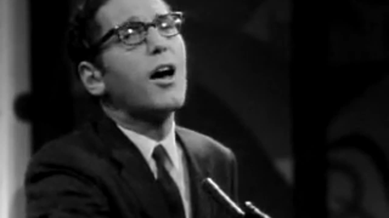 Tom Lehrer - POISONING PIGEONS IN THE PARK