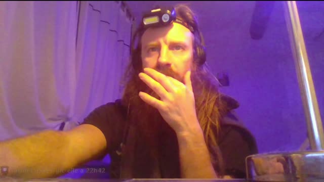 2023-01-02 (4) - Toast - Twitch RadioLibre