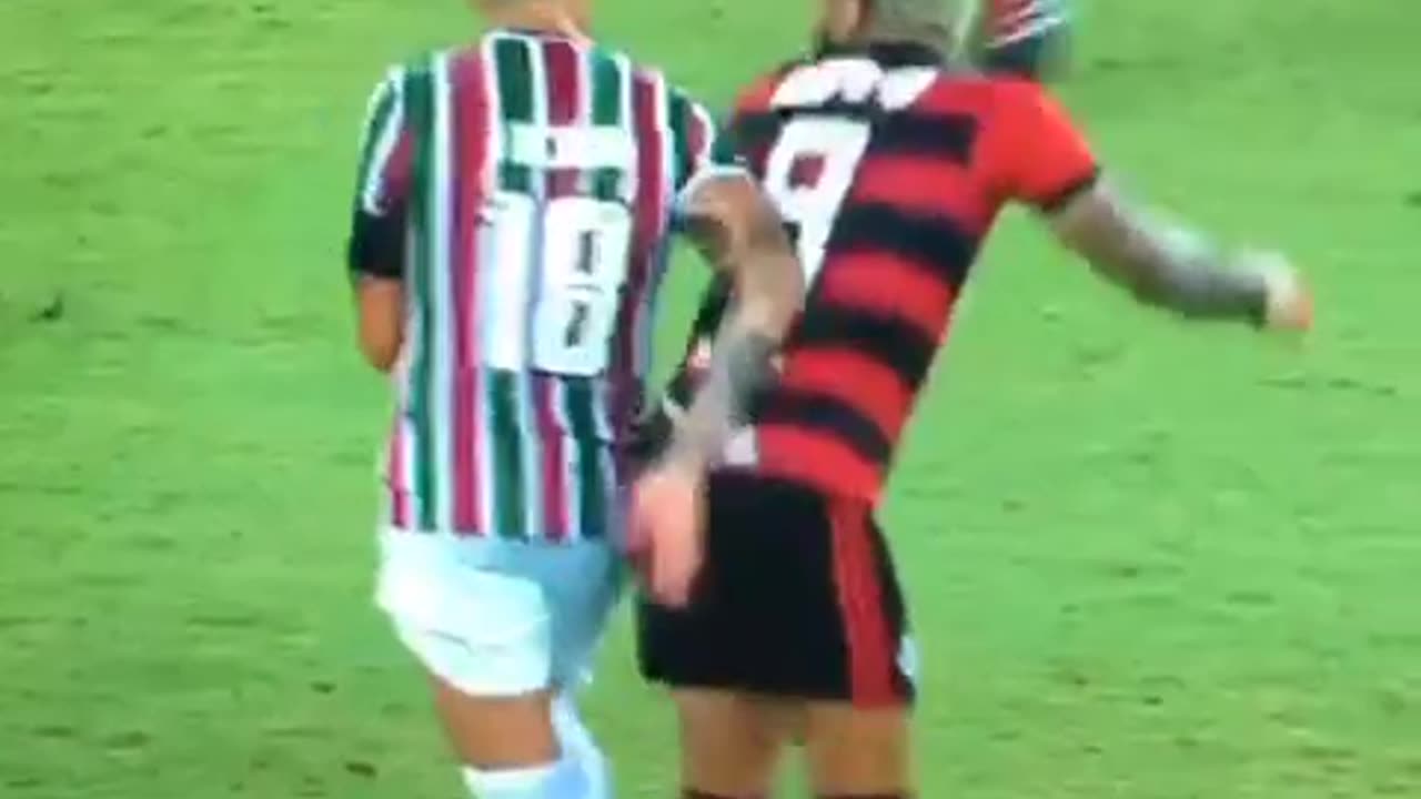 GABIGOL FAZ JOGADA NUNCA ANTES VISTA