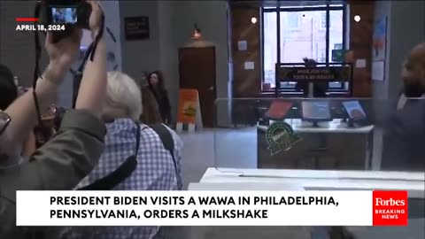 Biden Struggles To Close Wawa Takeout Box In Scripted Appearance