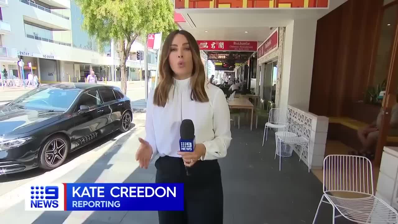 Wild brawl breaks out at popular Sydney beachside spot | 9 News Australia