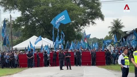 Malaysia GE15: Supporters show up in force at nomination centres