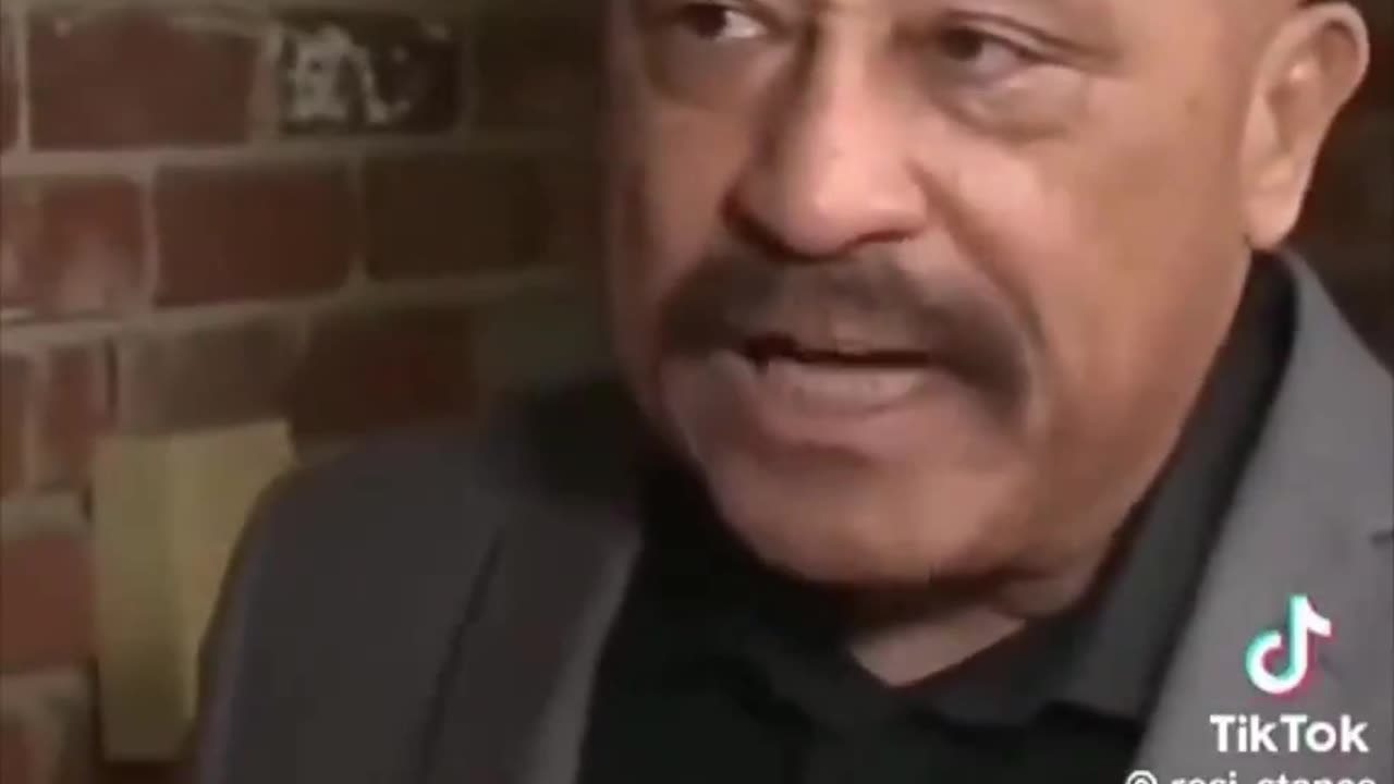 Obama’s Fake Birth Certificate Exposed Is Going Viral. Judge Joe Brown has more to say,