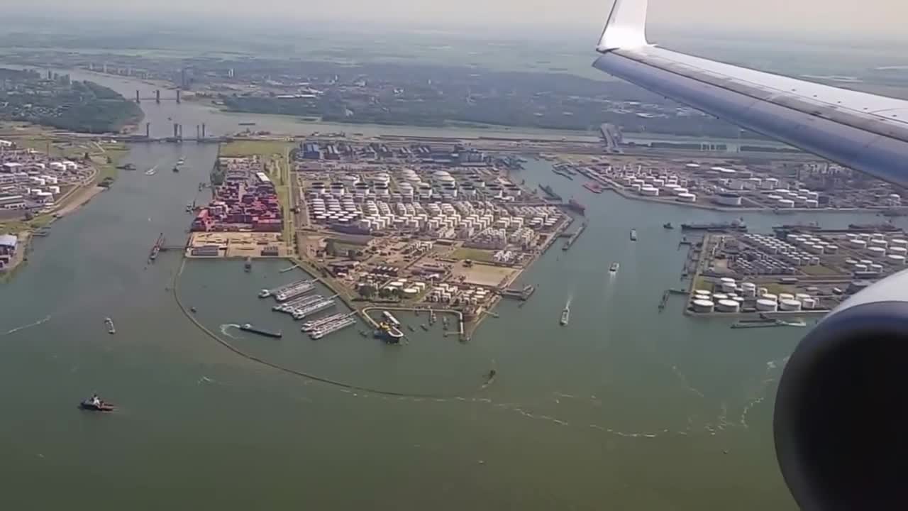 Landing Transavia 737 op Rotterdam Waanzinnige aanvliegroute