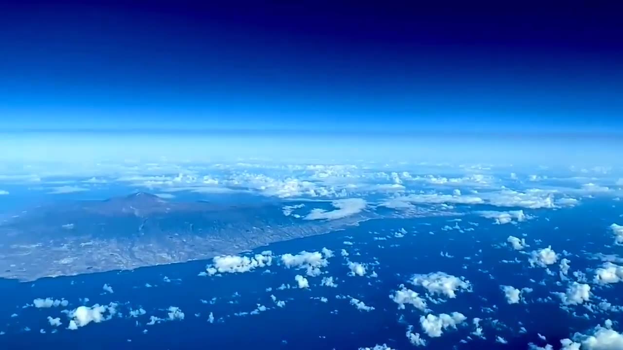 Flat Earth is Plane to See from any Airplane