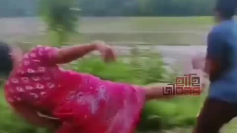 When wife gets angry then she becomes kung fu girl