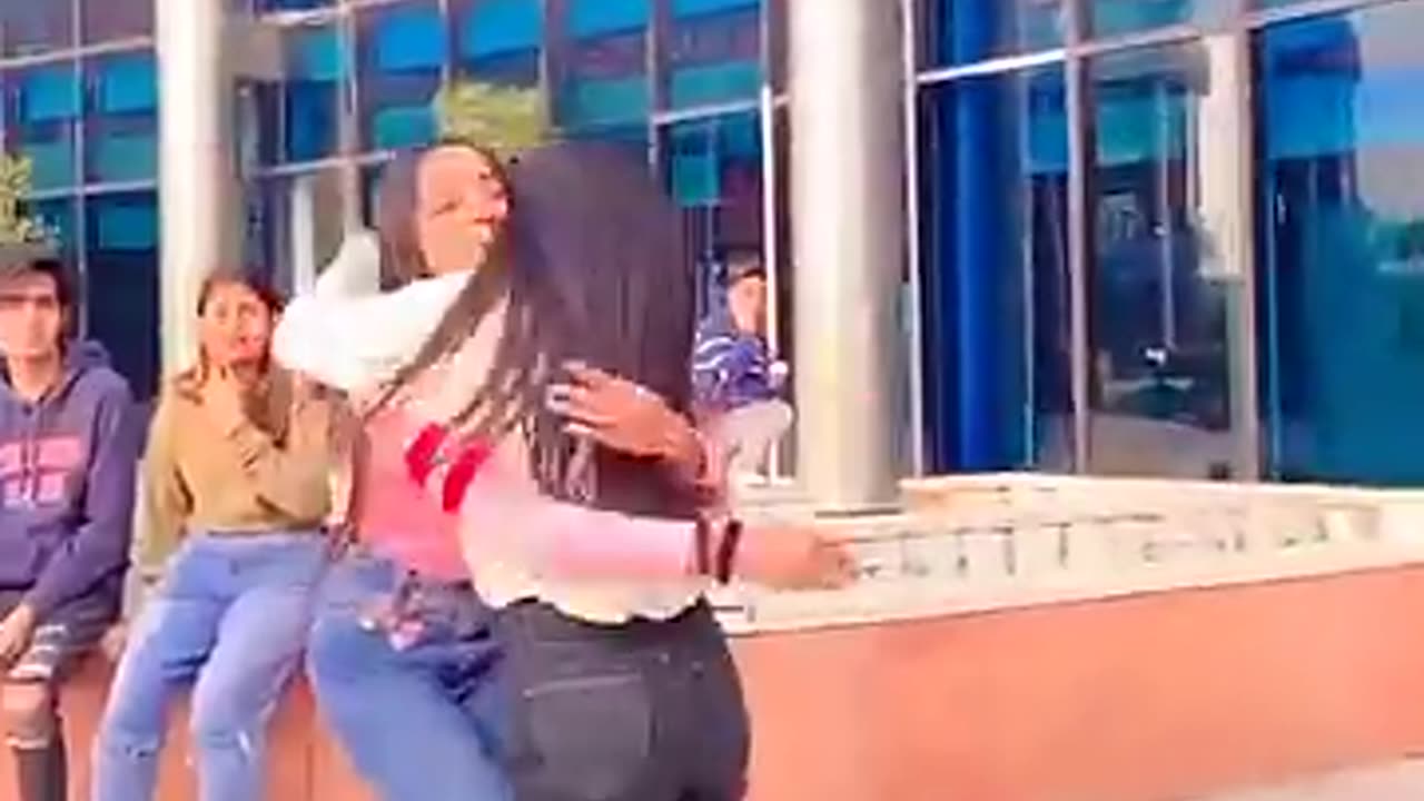 "The Power of Friendship: A Quick & Heartwarming Short!"