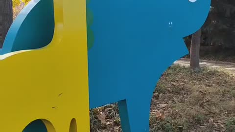 These colors match well