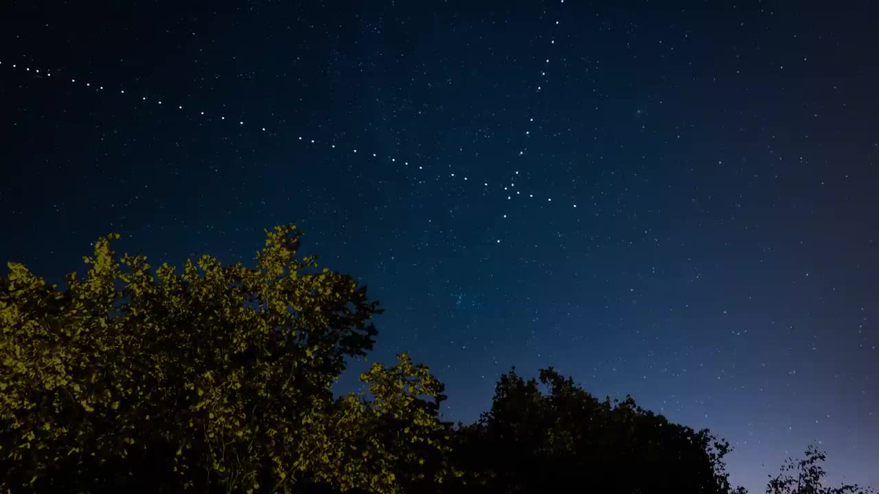 Musk's Starlink satellites cross each other's path