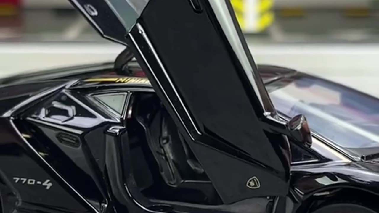 Unboxing Lamborghini Centenario LP770 Car Model