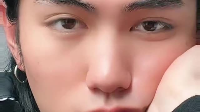 23_Look me in my eyes for 4 seconds ππ₯Ίπ