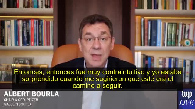 El CEO de Pfizer empieza a desmarcarse de todo lo que ha pasado