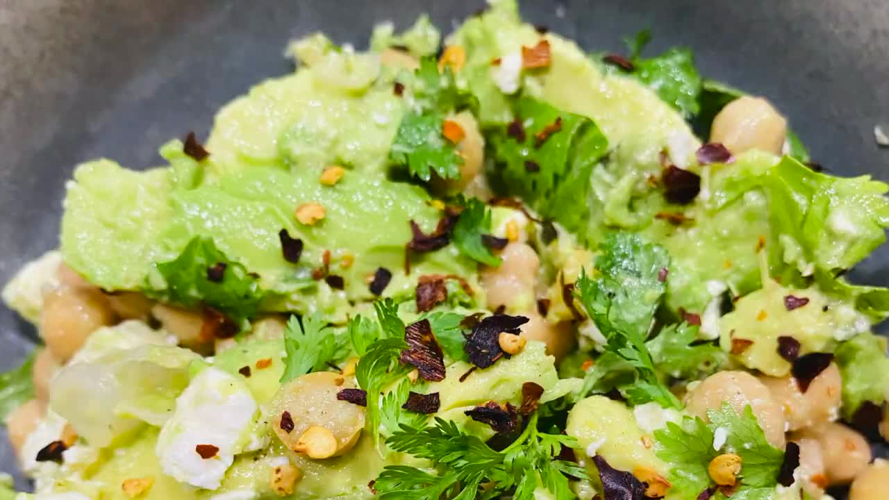 DAY 15 _ 10 Minute Chickpea Avocado Feta Salad