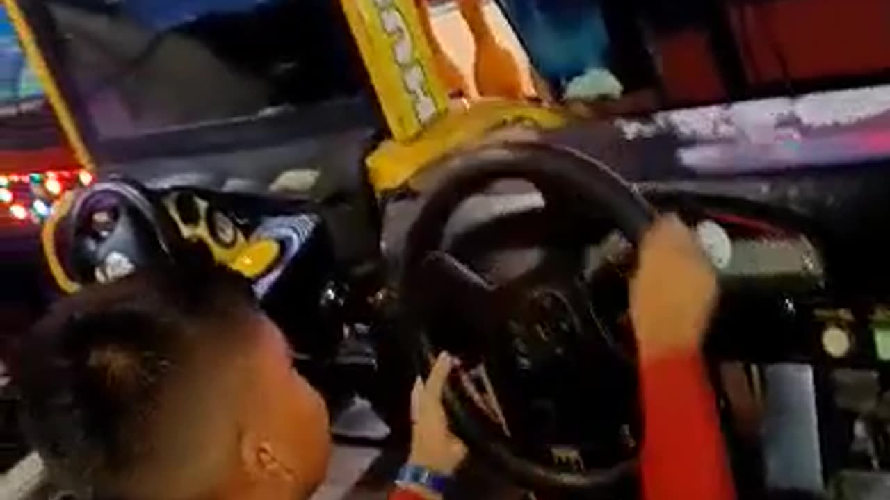 Driving game car