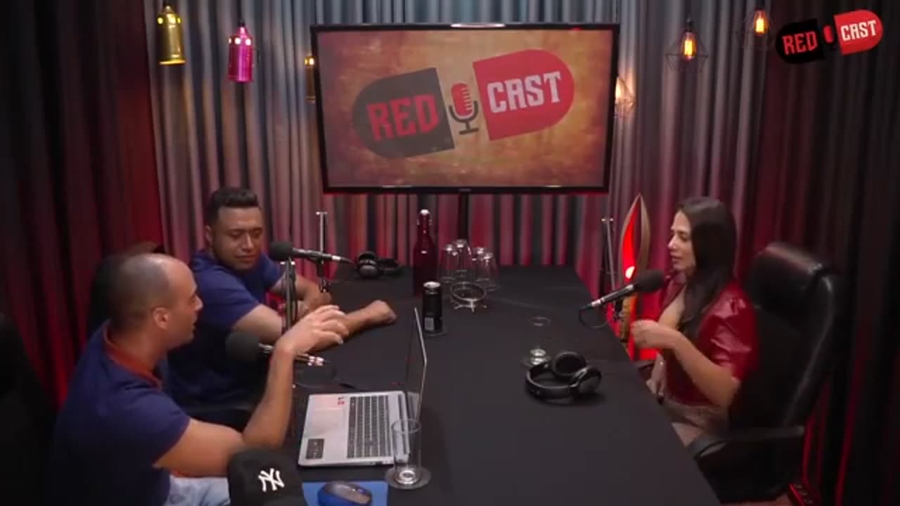 ESSE TIPO DE C4RA, NEM COM GR4NA SERVE! - TATI JOE REDCAST