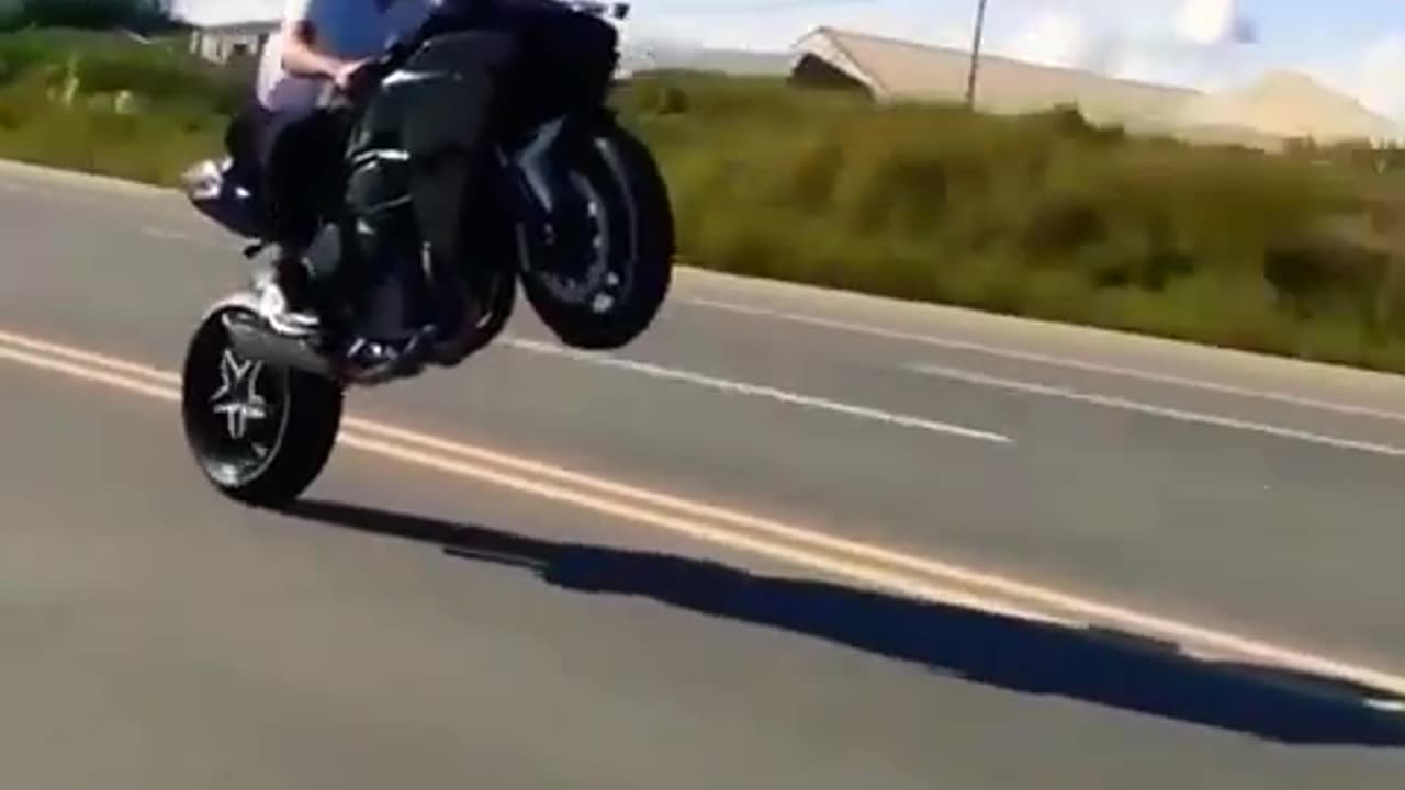 Kawasakininjah2r ninja h2r insane while 🚀🔥⚡🥵🔥🥵💯