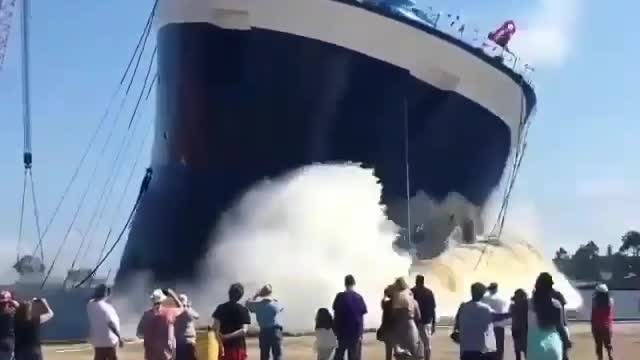 Super tanker