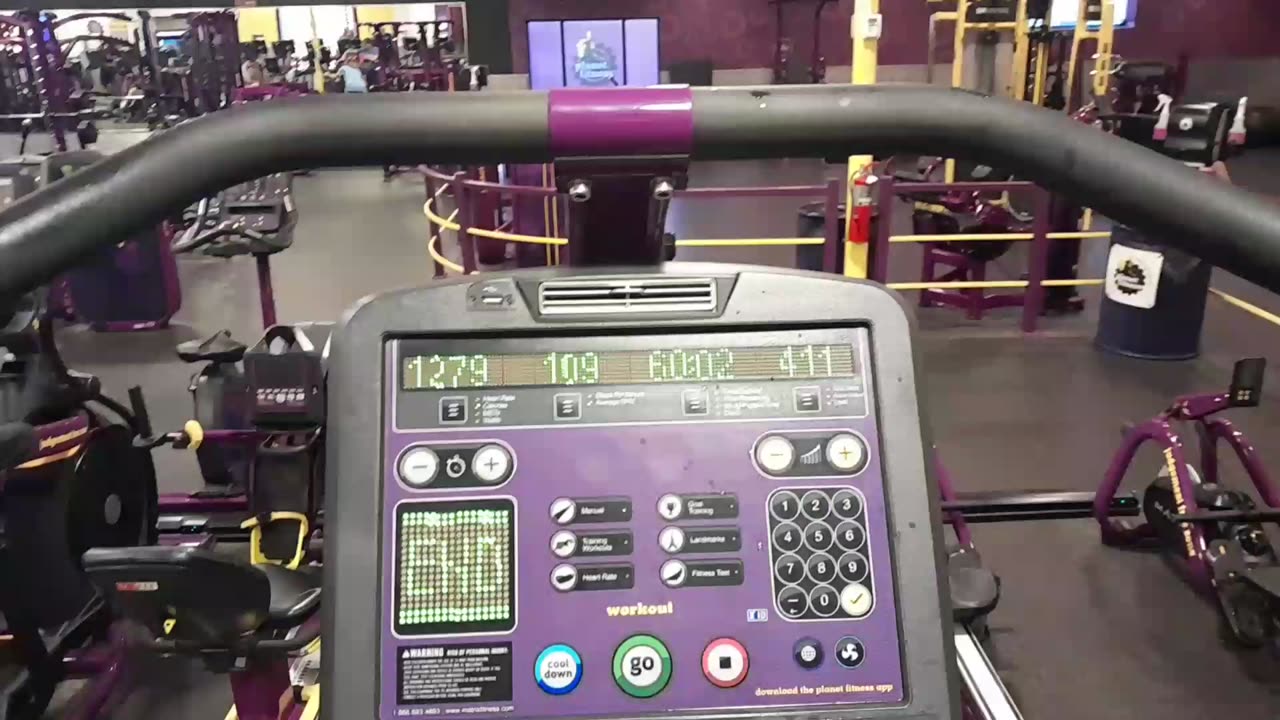 I Climbed 400 Floors in 60m on a Stair Machine