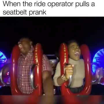 Seatbelt Prank 😁😁😁😁😁😁