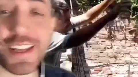 O PICANHEIRO que copiou a promessa do DESASTROSO presidente argentino em campanha!