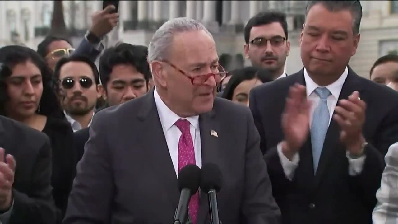 Chuck Schumer Calls For Amnesty Of 11 Million Ilegal Migrants In The USA