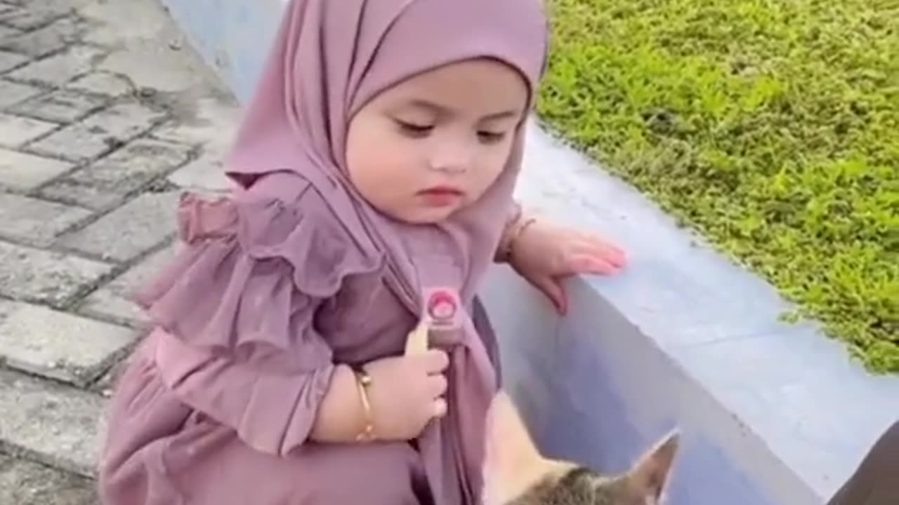 New Videos My dear daughter with kittens