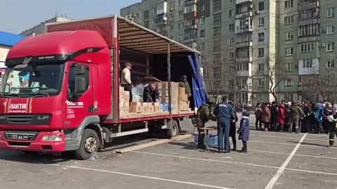 The Russian army continues to provide assistance to the residents of the liberated regions of Ukraine