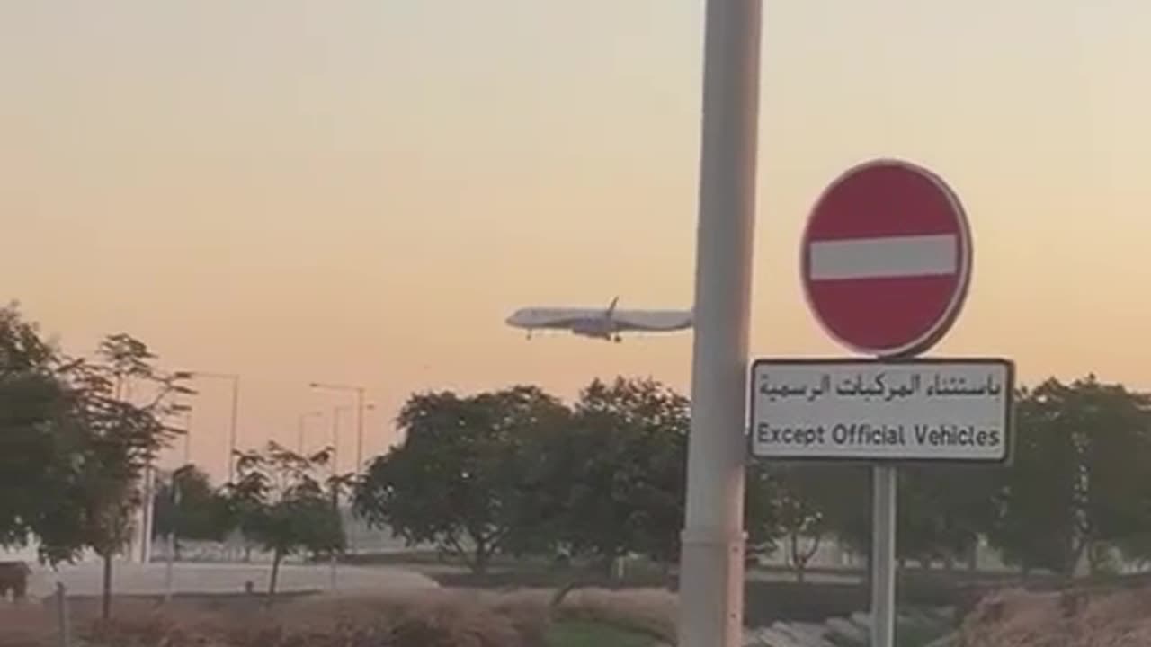 QATAR Airways flight Landing 🛬 view in Hamad international airport Qatar.