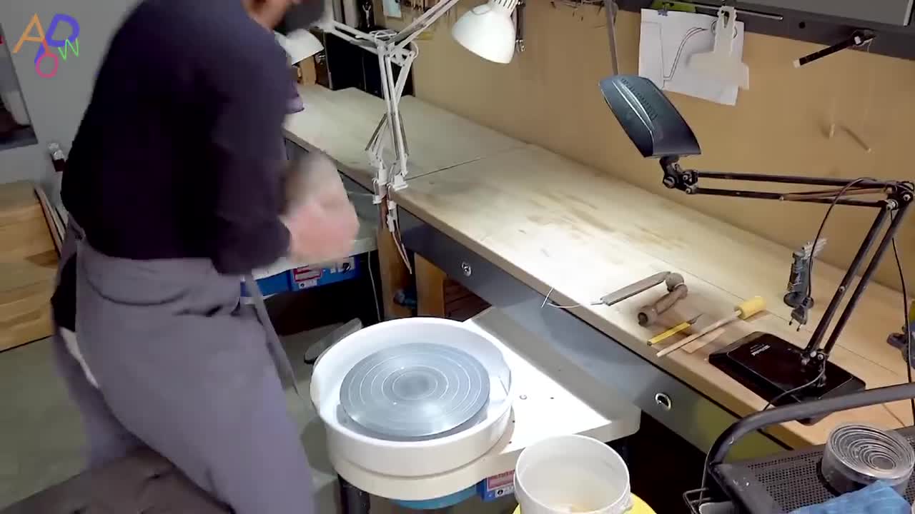 Luxury Teapot Making Process. Korean Pottery Master Craftsman-3
