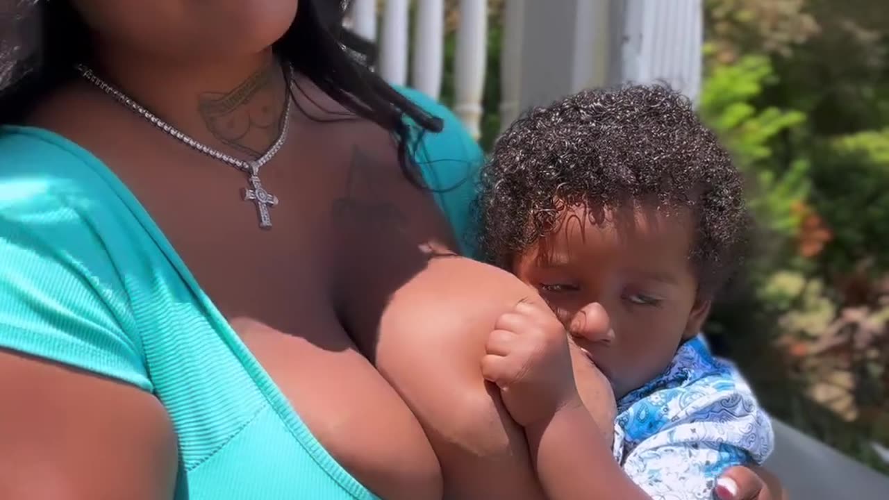 Breastfeeding Mom special video for you ❤️