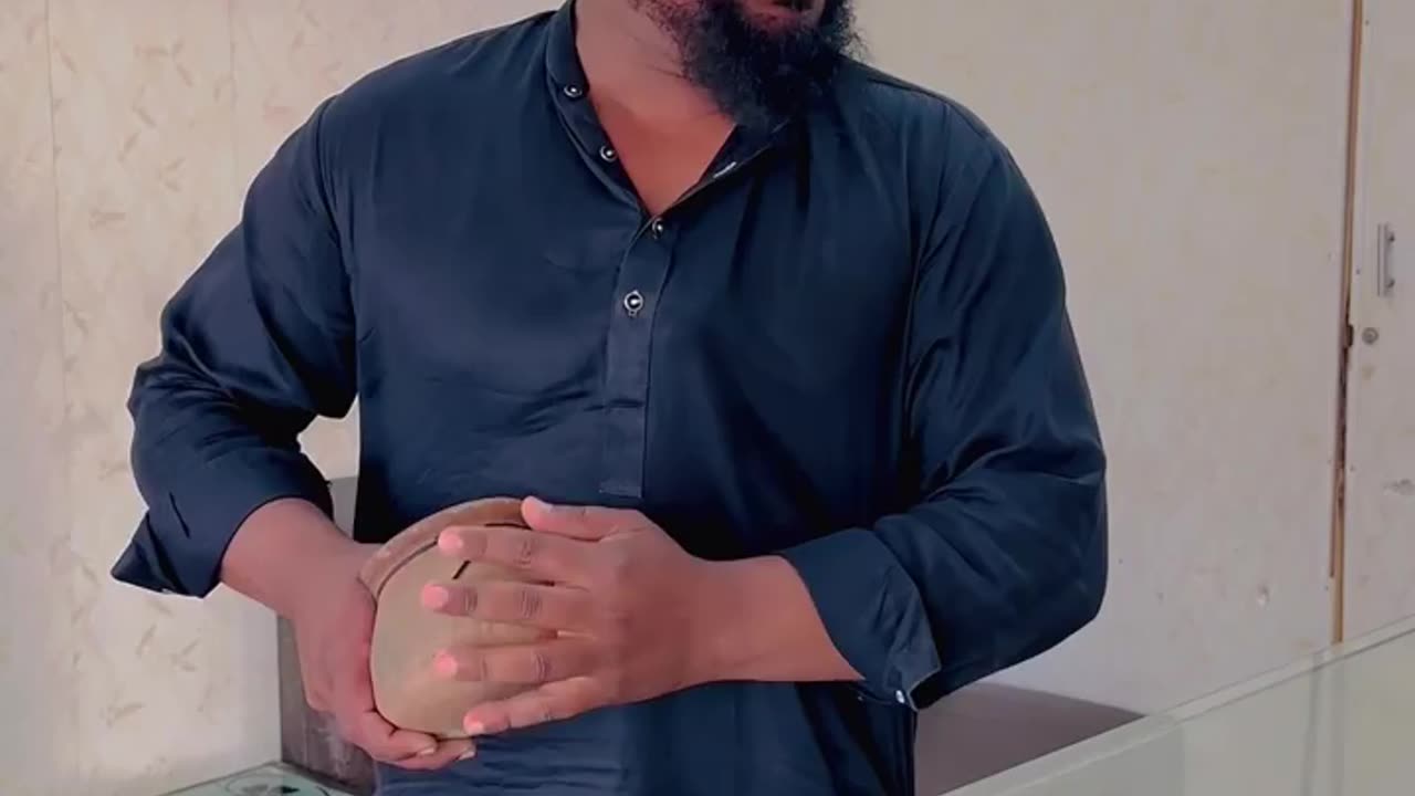 Gold Biscuit funny video