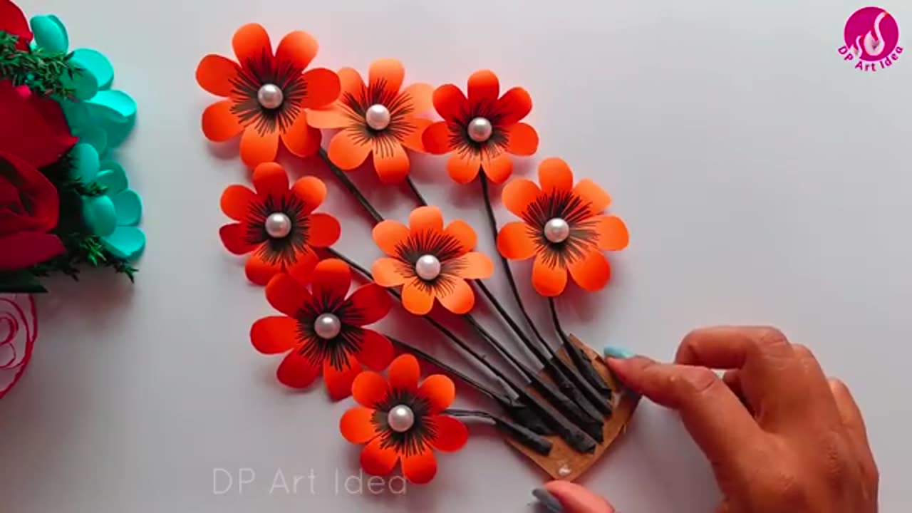 Easy crafts| Hanging wall flowers