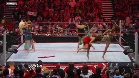 Raw- Divas Red Carpet 'Dress to Impress' Battle Royal