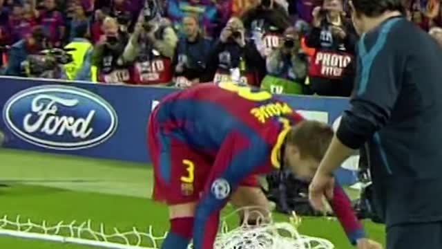 Gerard Piqué - Football Legend