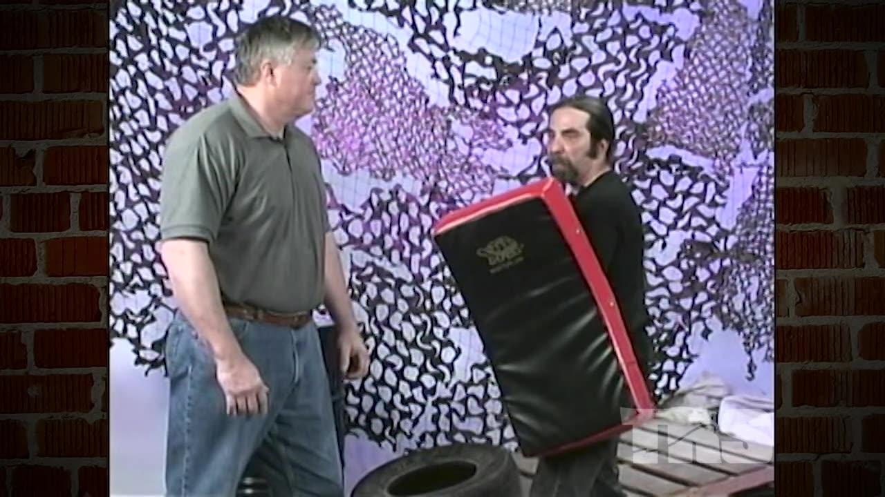 How Not To Fight a Large Man | Self Defense | Fightfast