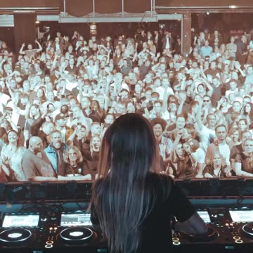 Nora En Pure in Hamburg