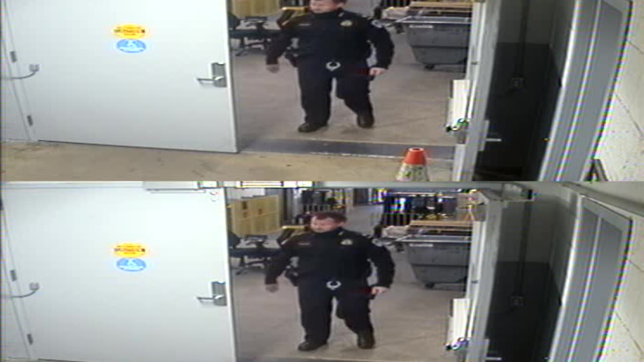 4111WHUGGALoadingDock_2021-01-06_12h00min02s357ms.mp4