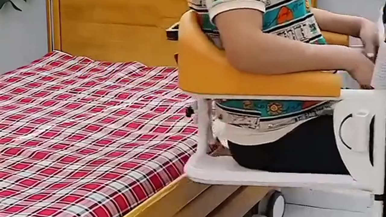 10k is ki dawai in a row to be with the police 🚔 🙄 the first