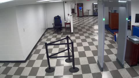 6135RHOBG3G3L8ScreeningArea8_2021-01-06_22h40min02s210ms.mp4