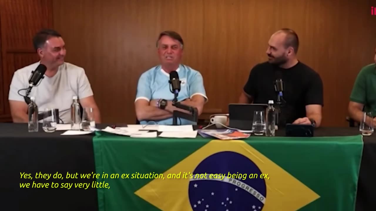 Live alongside his children, Bolsonaro mocks Lula's live [IN]