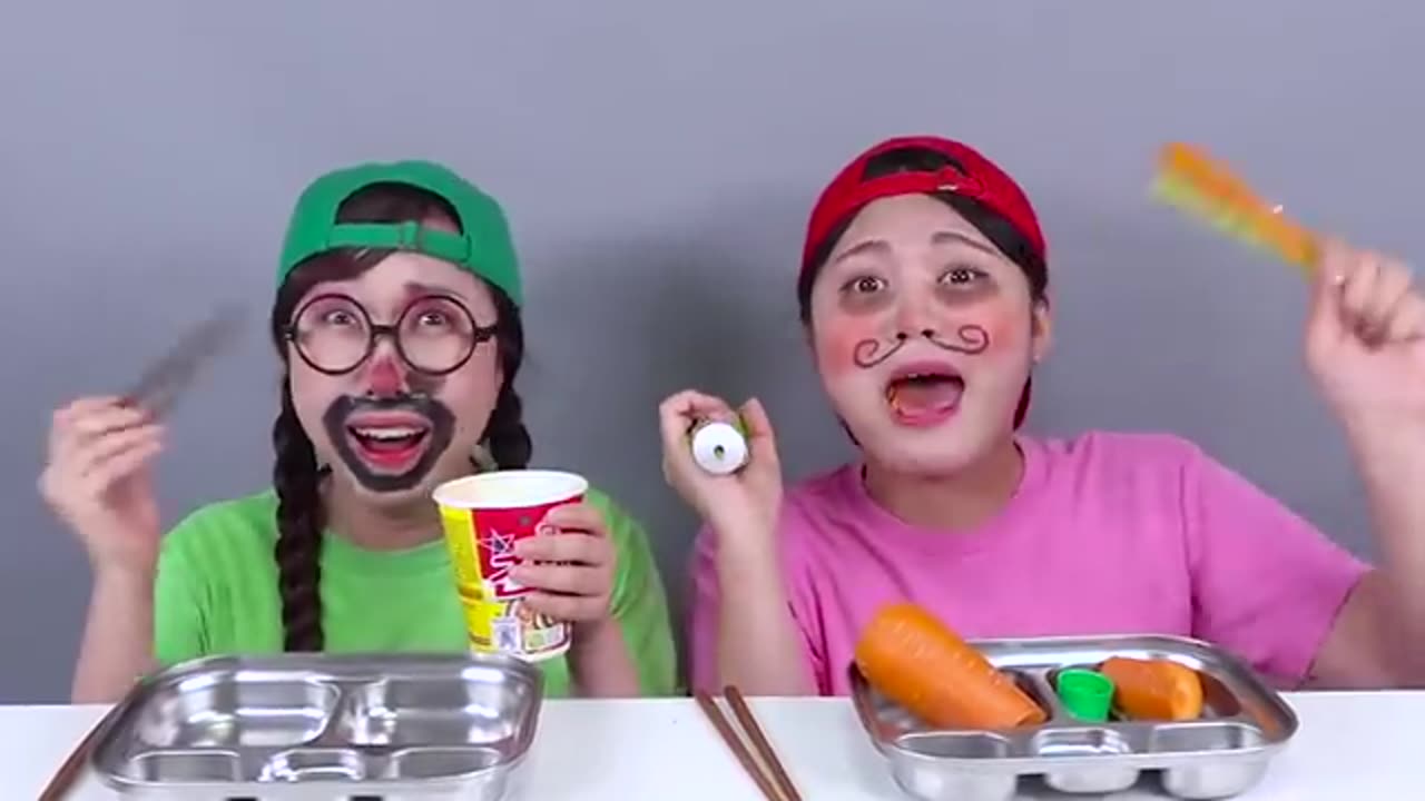 Real Makeup 💄 VS Chocolate 🍫 🫕 Makeup 😻💄💄💄💄💄💄