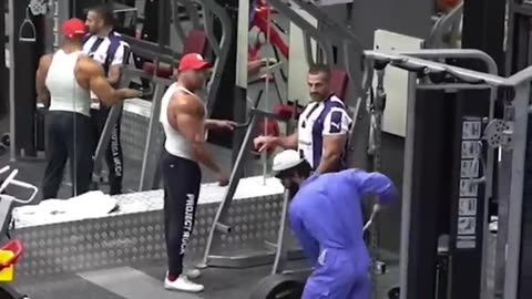 prank power lifter