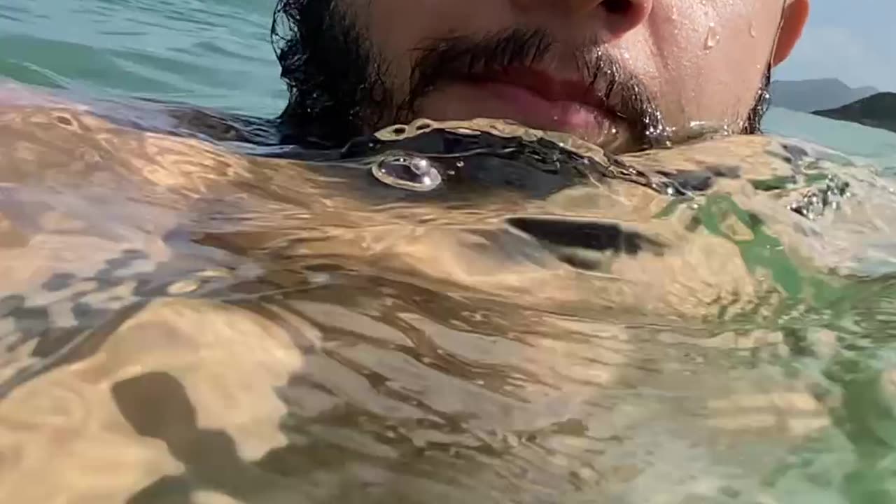 Curtindo uma tarde na praia de Quatro Ilhas, Bombinhas - SC | Som Ambiente