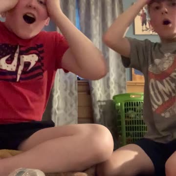 The closest we’ve gotten😱😩